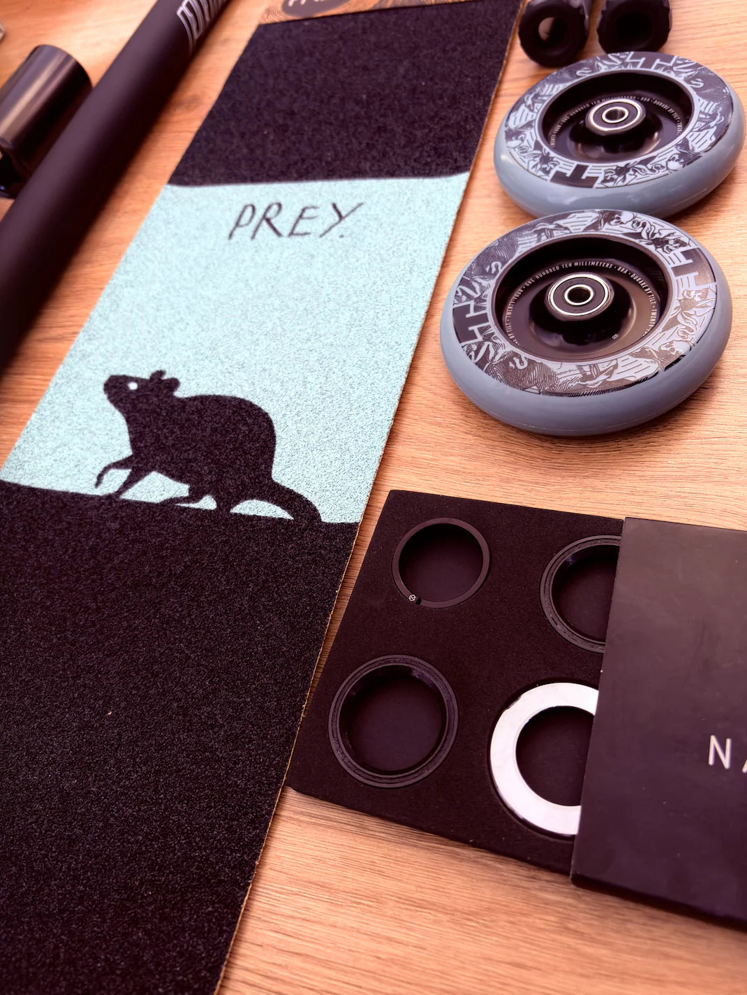 Tilt Method Two "Arctic" deck - Street Custom Build | SCoalition SCoaliton